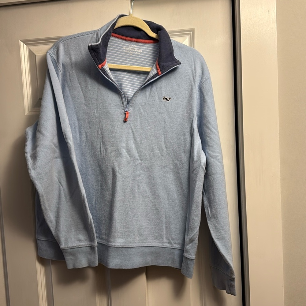 Vineyard Vines Light Blue Pullover size Med
Good condition